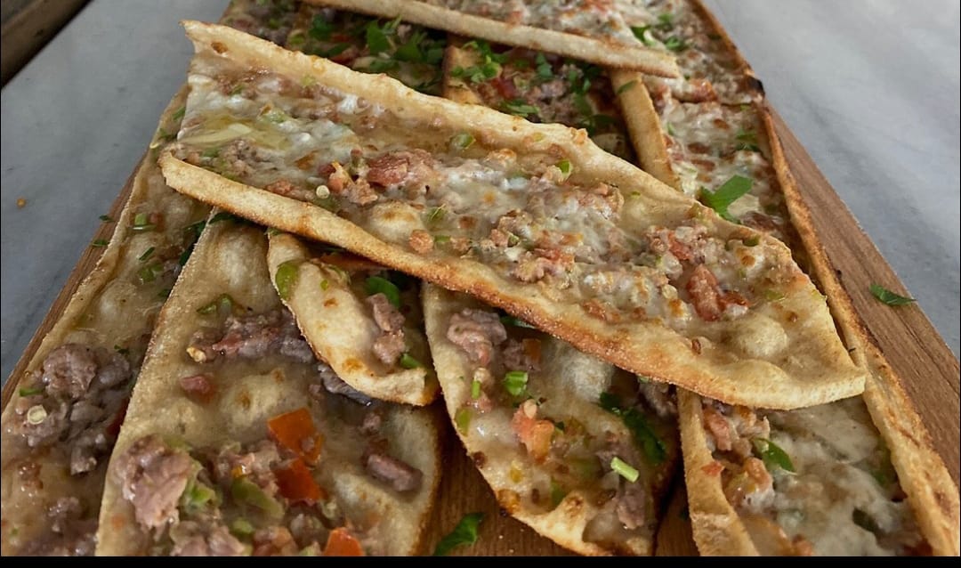 Semazen Pide